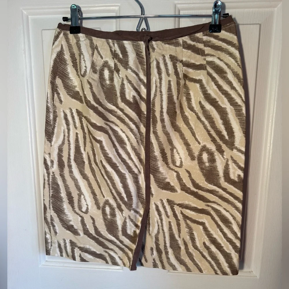 LOFT Ann Taylor Tiger Print Silk Cotton Blend Tan Cream White Skirt women size 4